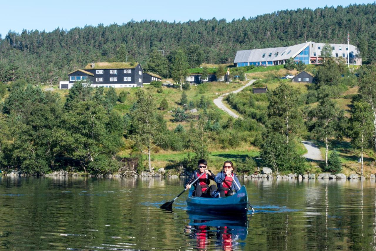 Preikestolen Basecamp Hotell *