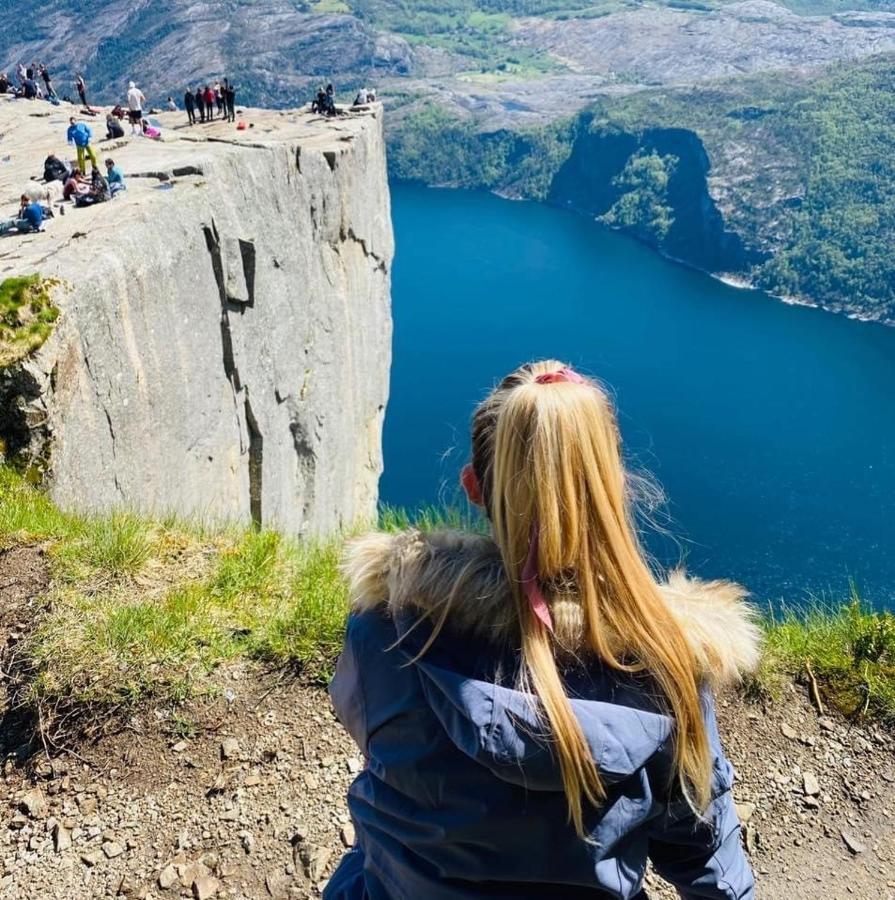 Preikestolen Basecamp