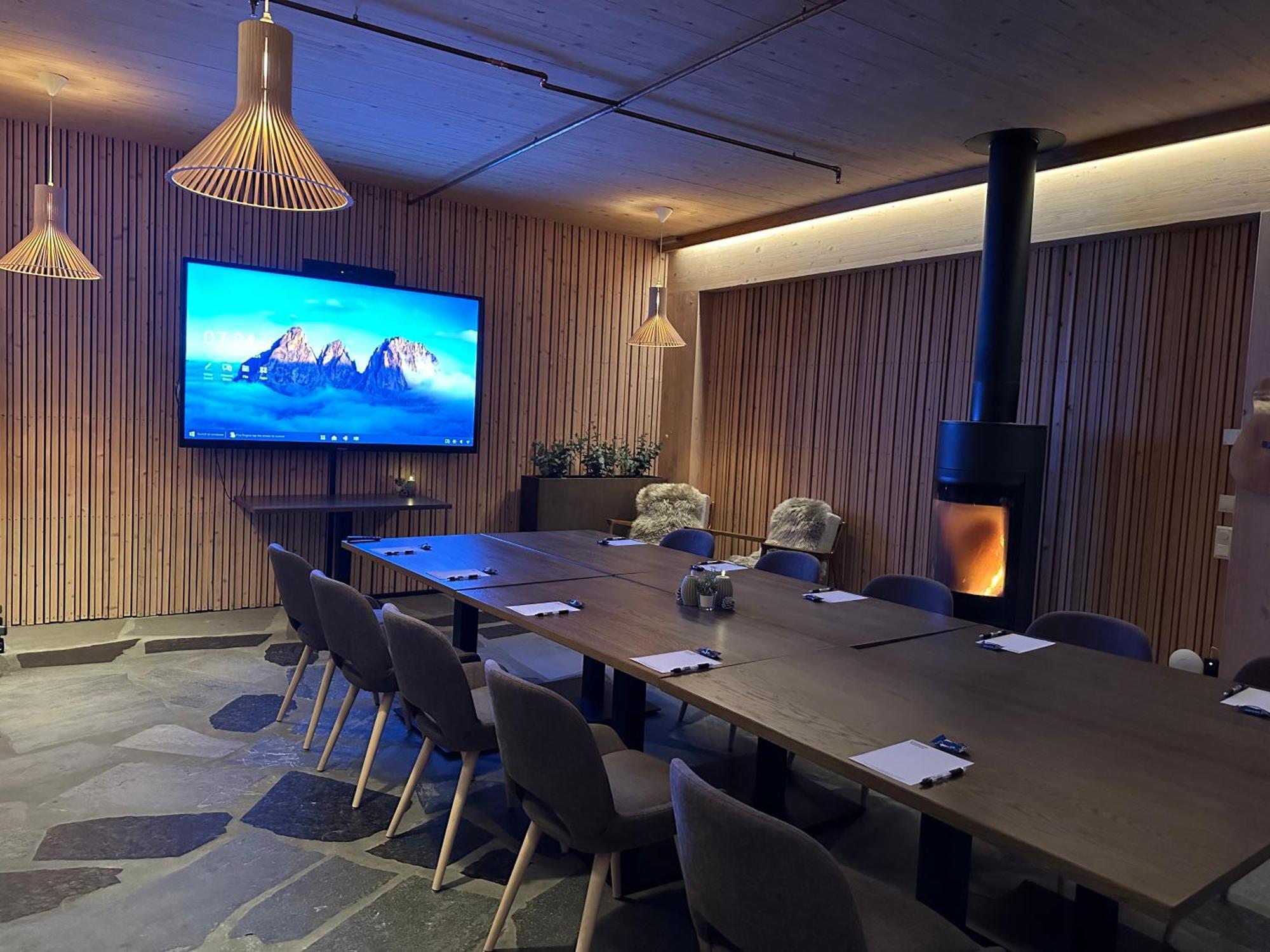 Hotell Preikestolen & Basecamp *